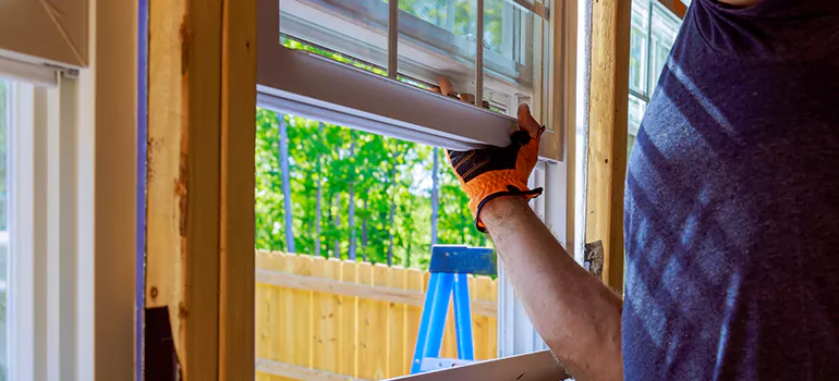 >Bay Window Curtain Rail Track in Bartow, FL