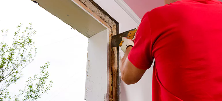 Residential Accordion Door Repair in Bartow, FL