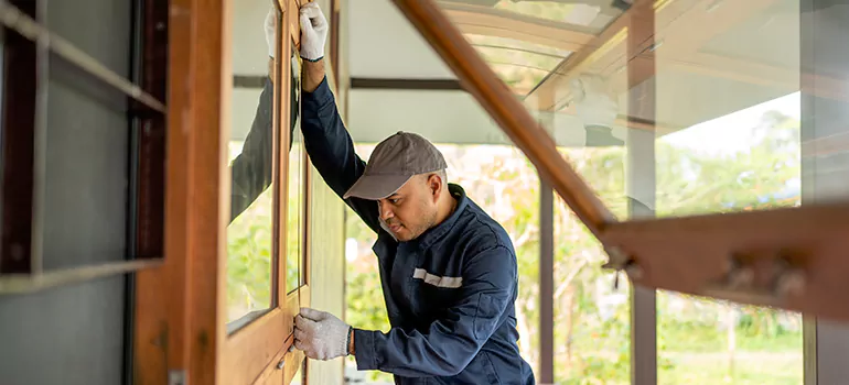 Double Hung Vinyl Window Sash Replacement in Bartow, FL